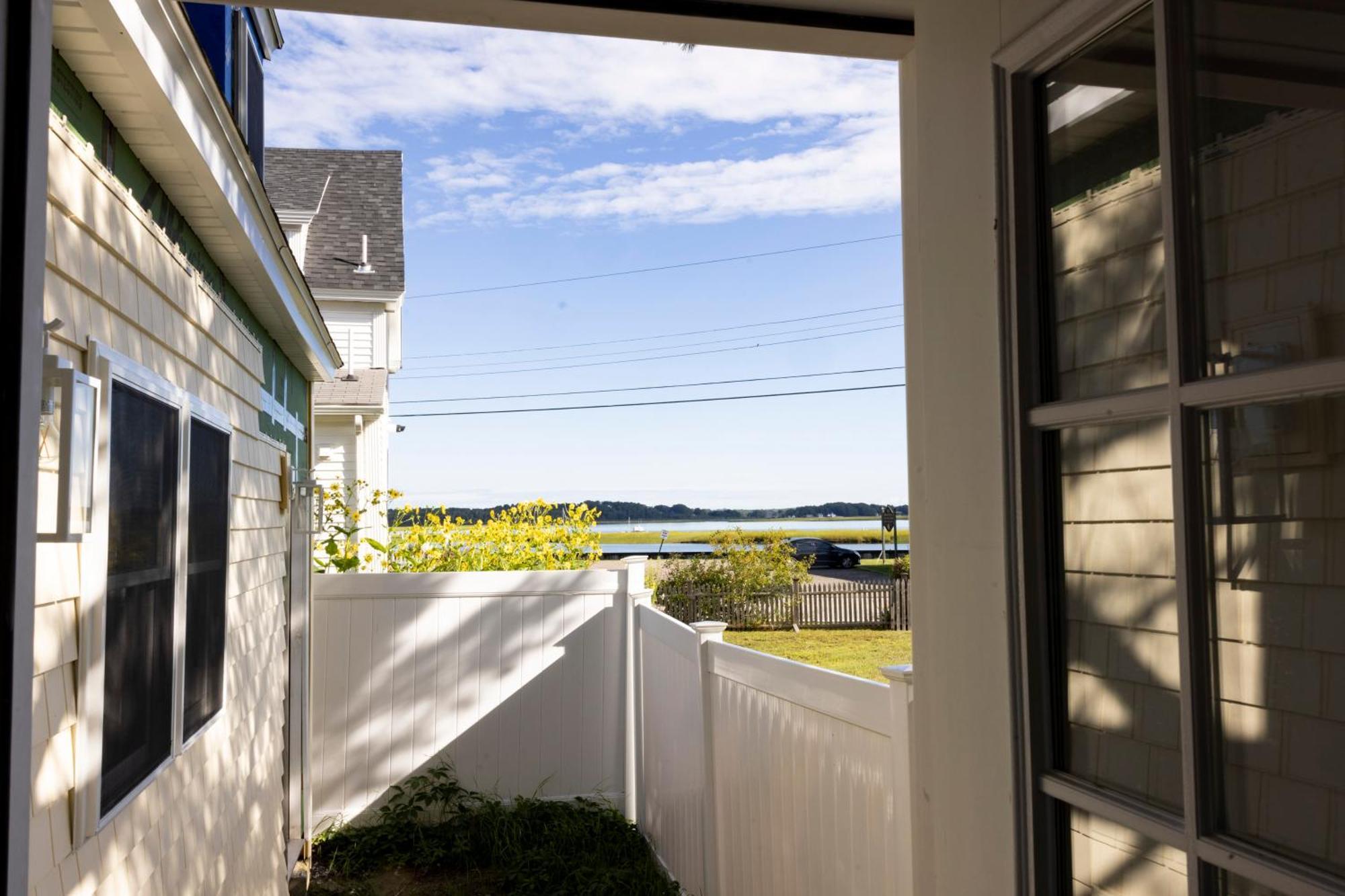 Bright 4Br Beach House, Pine Point Perfection Scarborough Εξωτερικό φωτογραφία